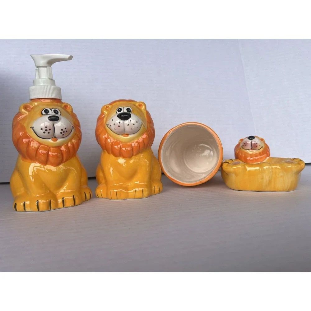 New 4 Piece Ceramic Kids lion Zoo‎ Animal Bathroom Set Soap Toothbrush Cup